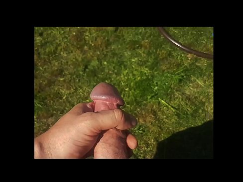 ❤️ Hot hottie gets kanyang pink puki fucked at cums sa isang pumulandit sa isang summer garden ️❌ Fuck video sa tl.np64.ru